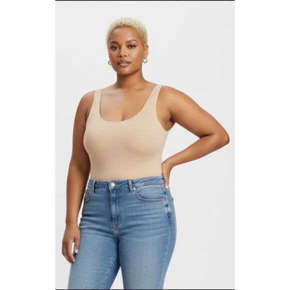 Maidenform Other - Maidenform Smoothing Seamless Thong Bodysuit - size 3XL XXXL